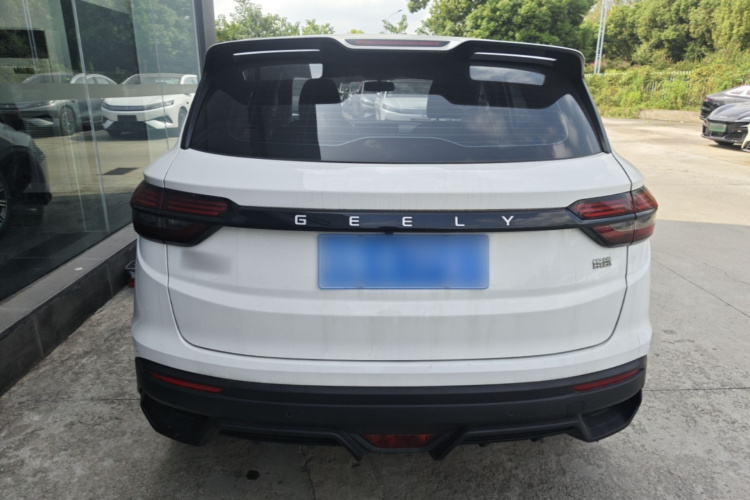 GEELY Coolray 2025 #6 GEELY Coolray 2025 car image #6