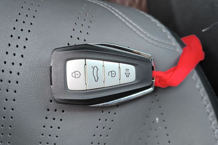 GEELY Emgrand 2024 #9 GEELY Emgrand 2024 car image #9