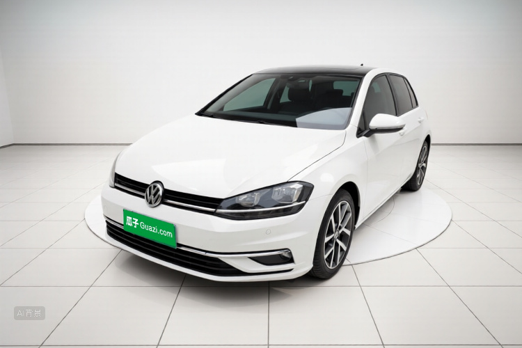 Volkswagen Golf 2020 car image #2