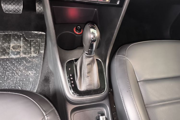 Volkswagen Polo 2016 #18 Volkswagen Polo 2016 car image #18