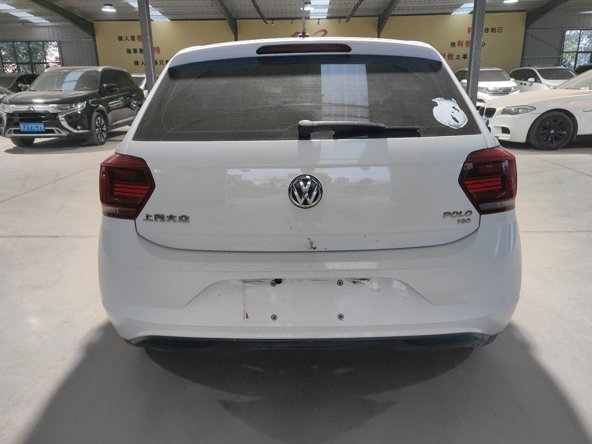 Volkswagen Polo 2021 car image #9