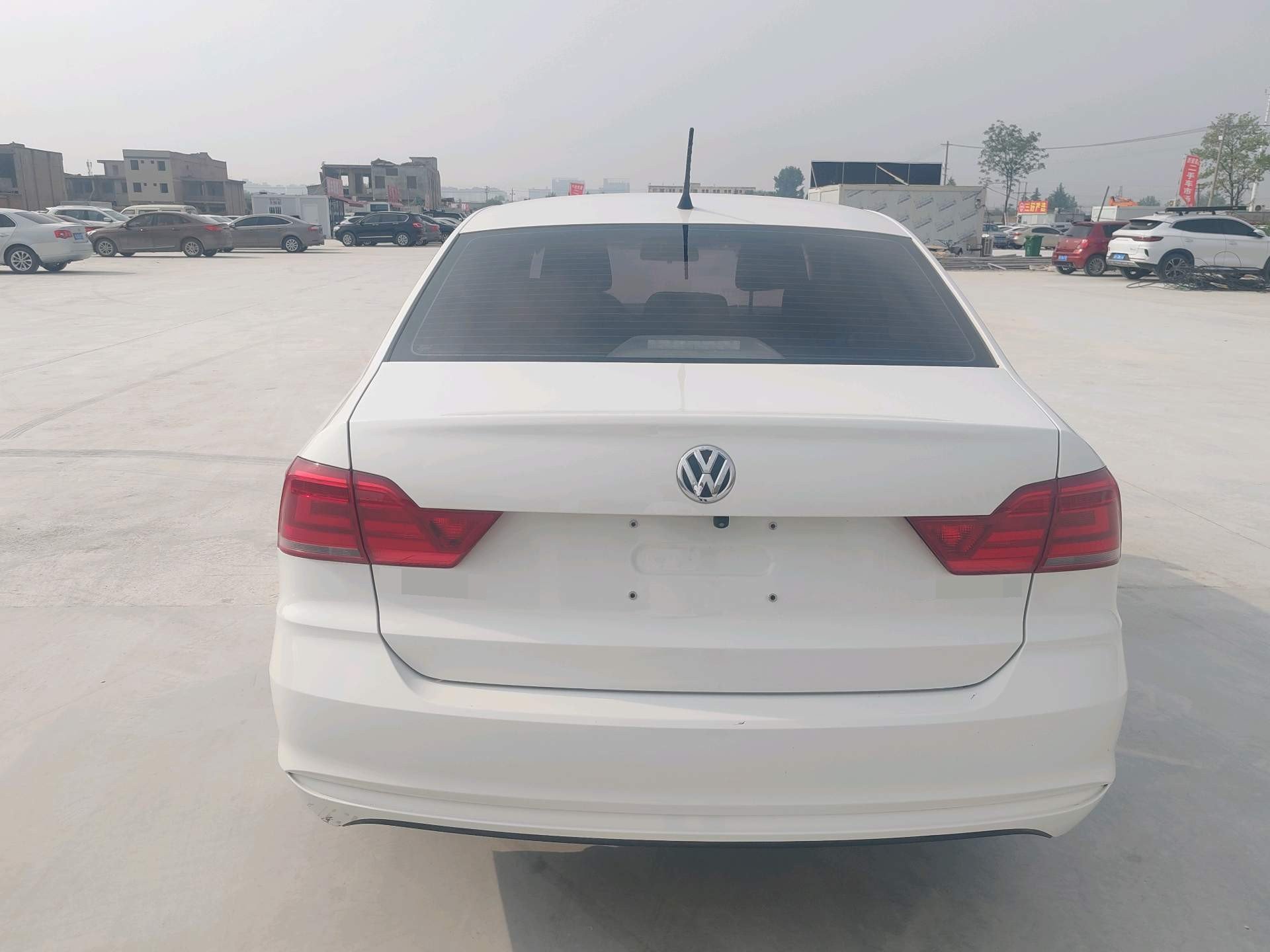 Volkswagen Santana 2021 car image #9