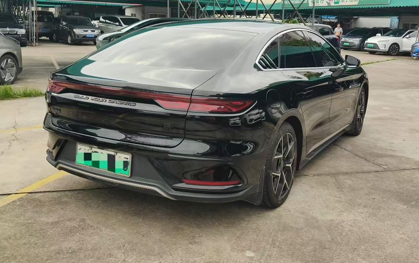 BYD Han 2023 car image #6