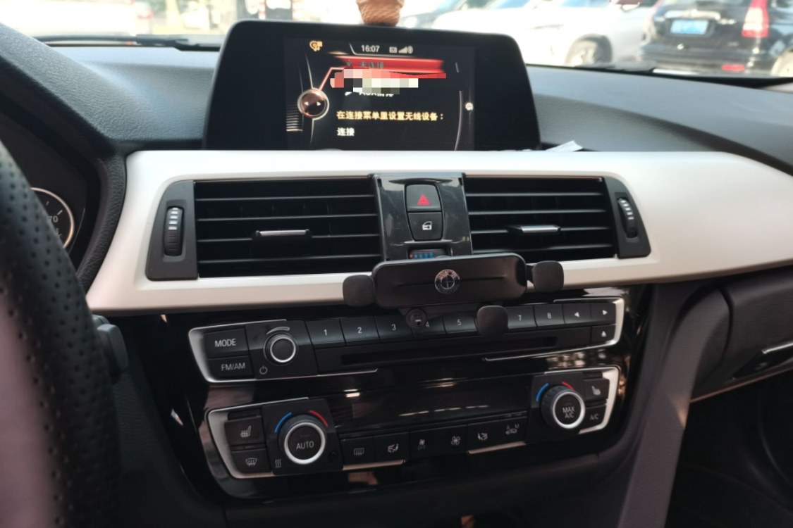 BMW 3 Series 2015 immagine di auto #26