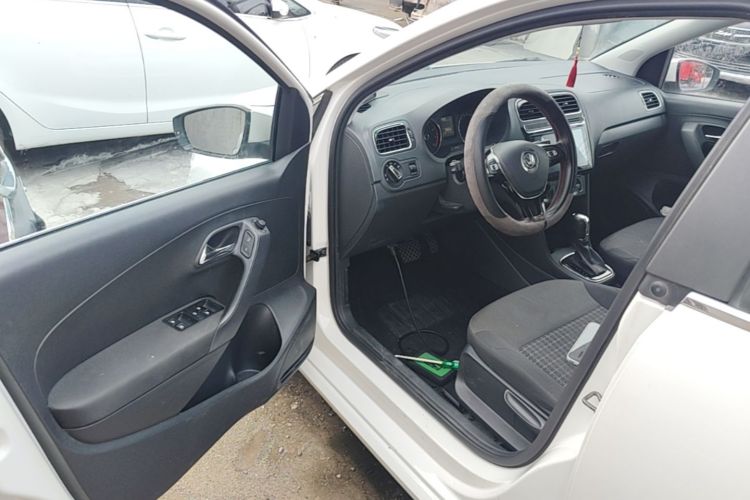 Volkswagen Polo 2018 #16 Volkswagen Polo 2018 car image #16