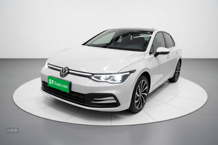 Volkswagen Golf 2022 car image #2