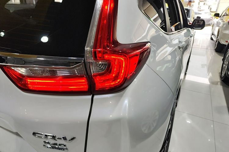 Honda CR-V 2019 #8 Honda CR-V 2019 car image #8