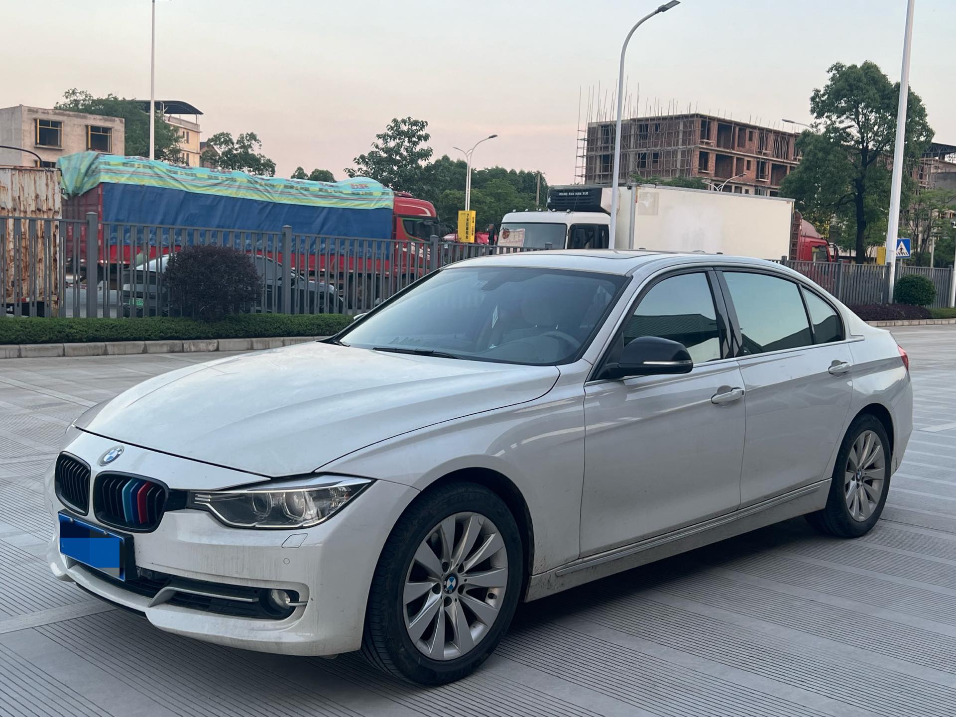 BMW 3 Series 2013 BMW 3 Series 2013 car image