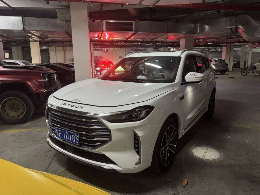 Jetour X70 PLUS 2022 car image 