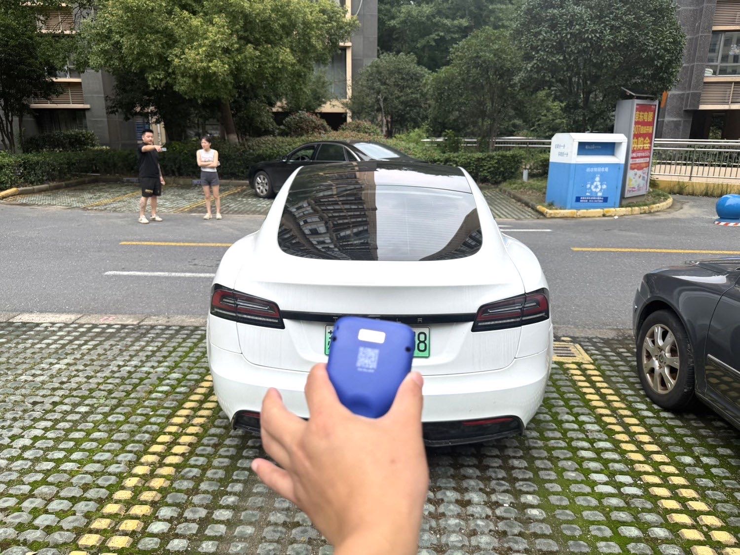 Tesla Model S 2023 car image #7