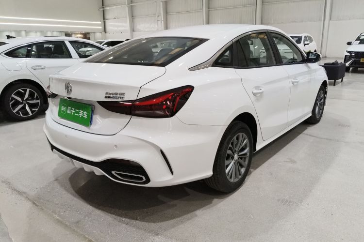 MG 5 2025 imagen de coche #6