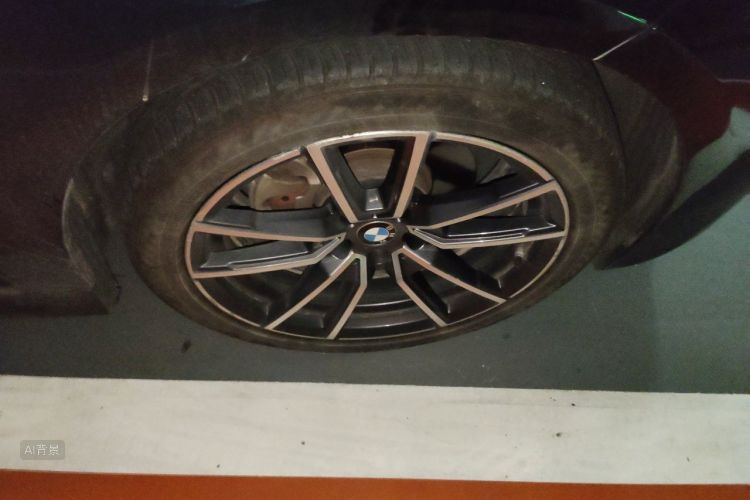 BMW 3 Series 2021 car image #9
