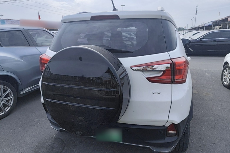 BYD Yuan New Energy 2020 car image #6