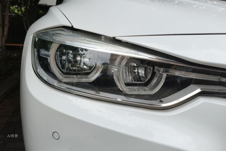 BMW 3 Series 2019 #8 BMW 3 Series 2019 car image #8
