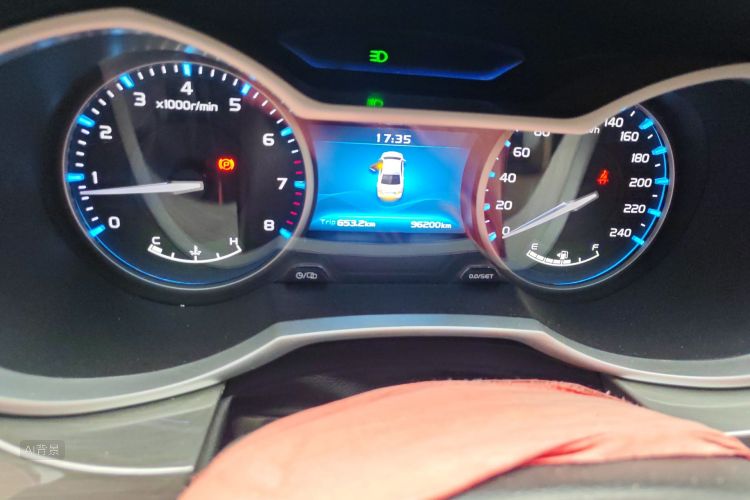 GEELY Emgrand 2016 car image #14