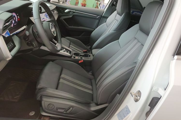 Audi A3 2022 immagine di auto #15