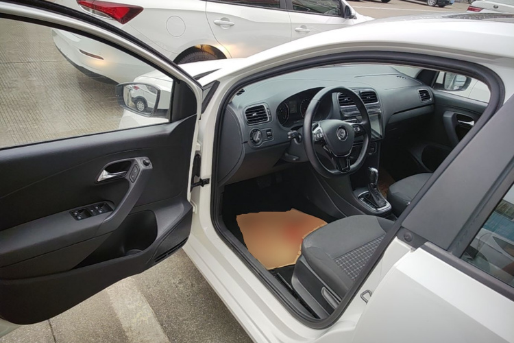 Volkswagen Polo 2017 #16 Volkswagen Polo 2017 car image #16