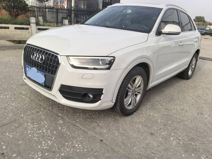 Audi Q3 2016 Audi Q3 2016 image de voiture