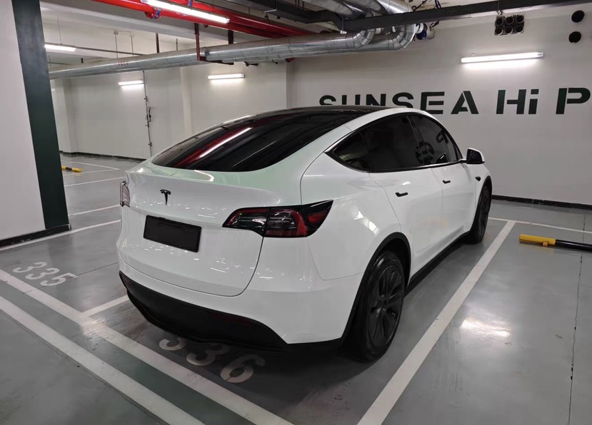 Tesla Model Y 2024 #3 Tesla Model Y 2024 immagine di auto #3