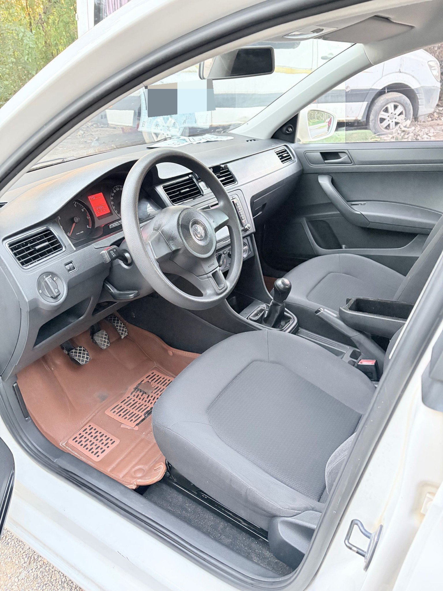 Volkswagen Santana 2013 car image #4