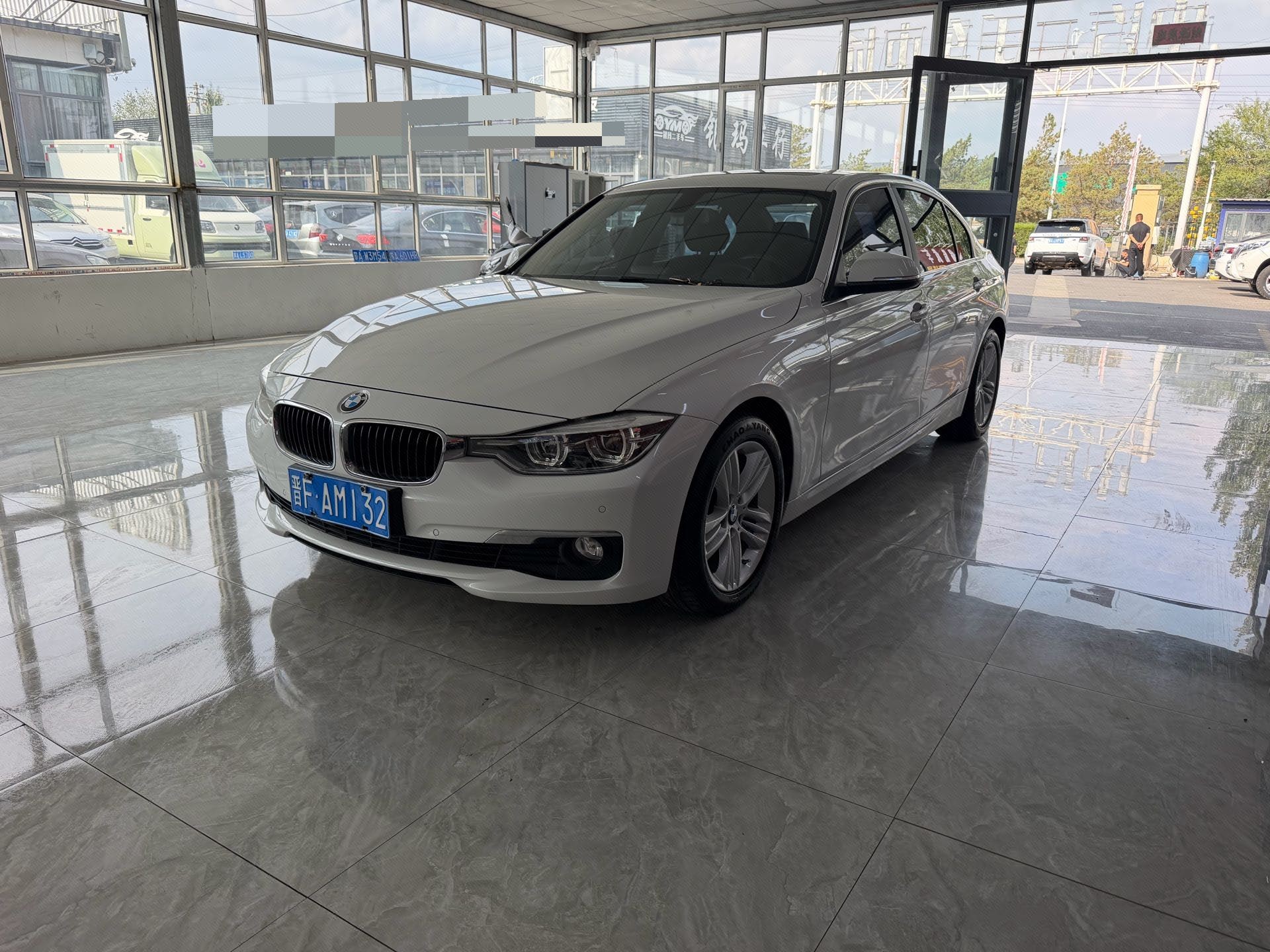 BMW 3 Series 2017 BMW 3 Series 2017 car image