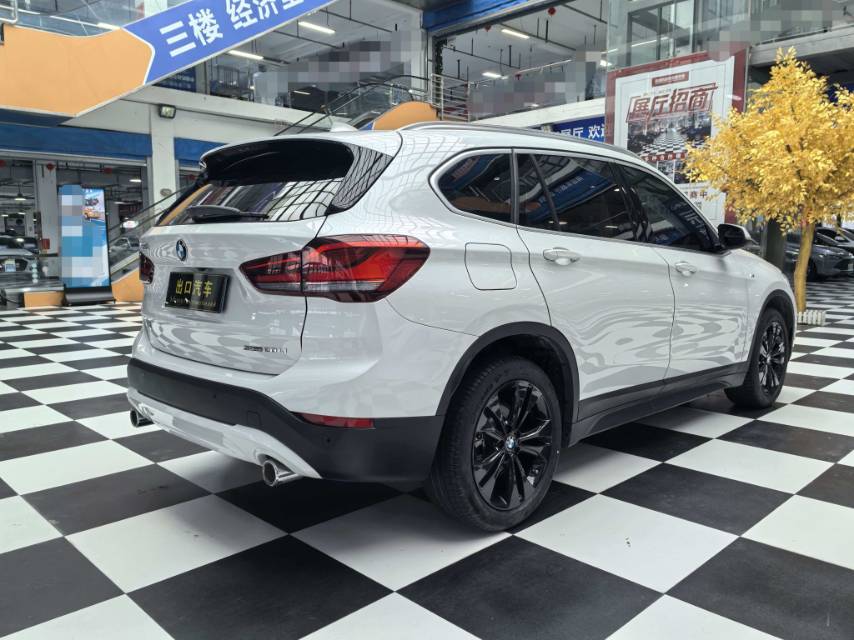BMW X1 2022 car image #6
