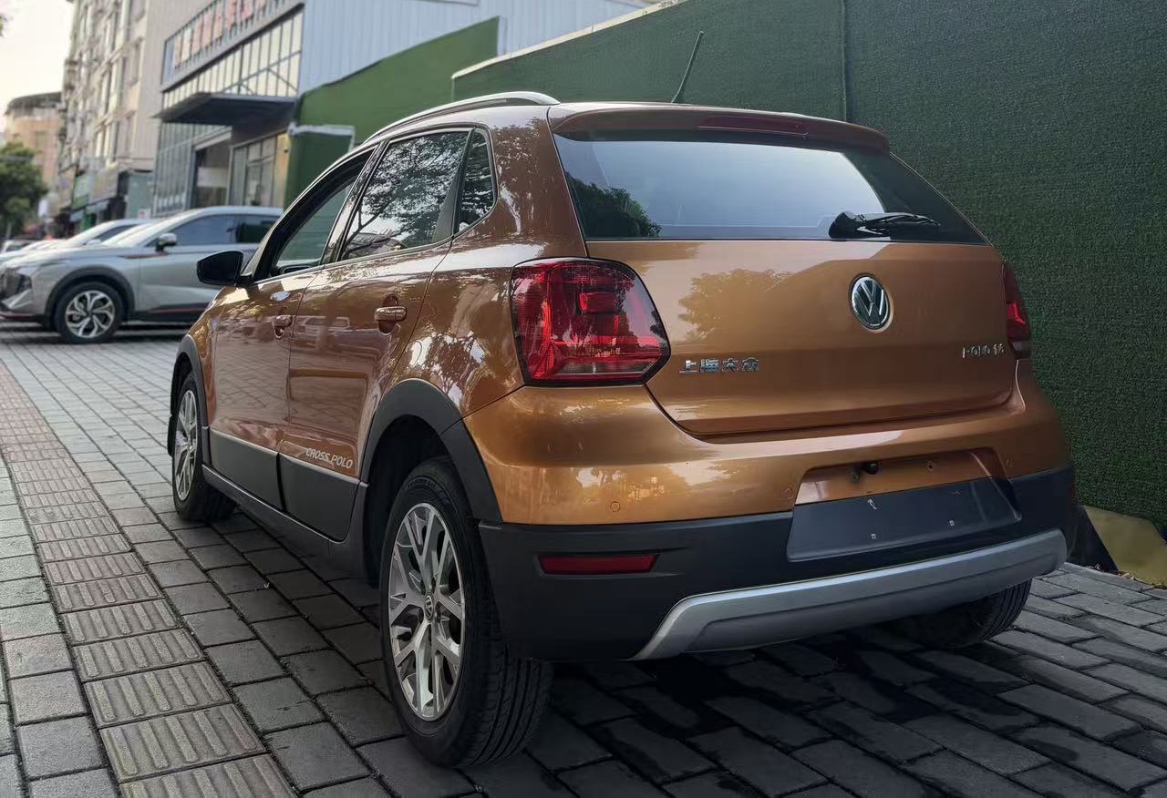 Volkswagen Polo 2015 #9 Volkswagen Polo 2015 car image #9