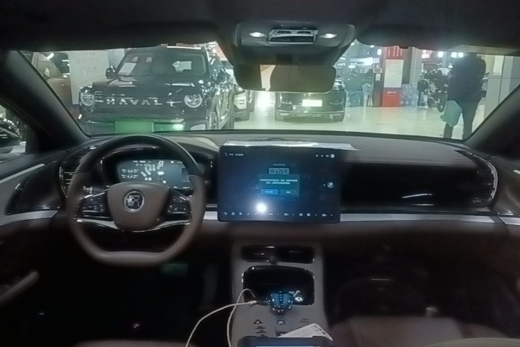 BYD Han 2025 #11 BYD Han 2025 изображение автомобиля #11