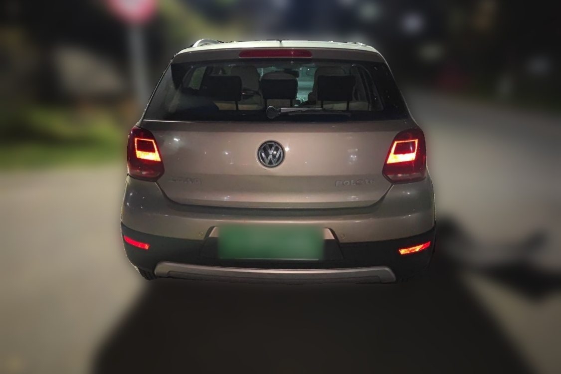 Volkswagen Polo 2015 immagine di auto #6