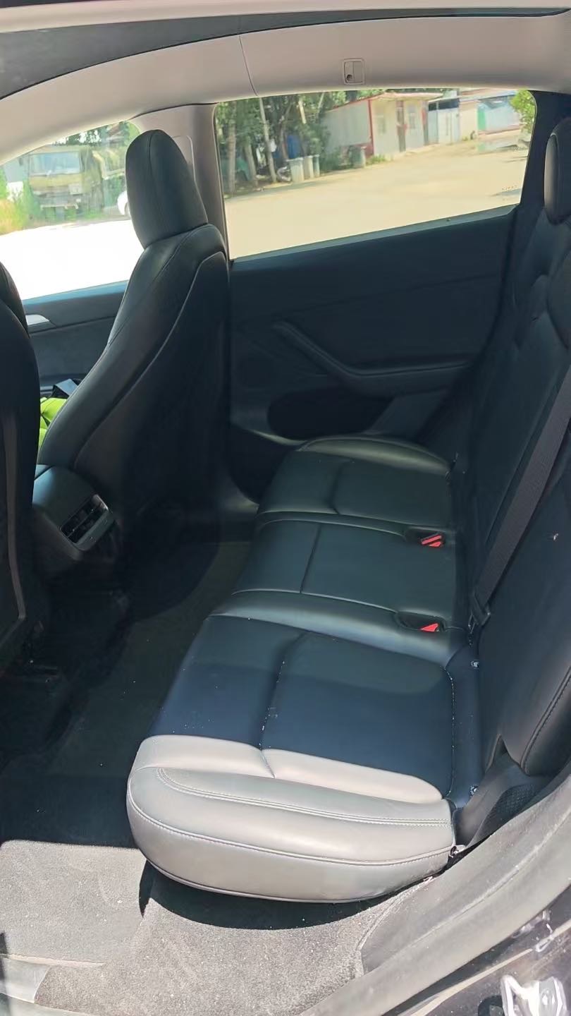 Tesla Model Y 2024 car image #5