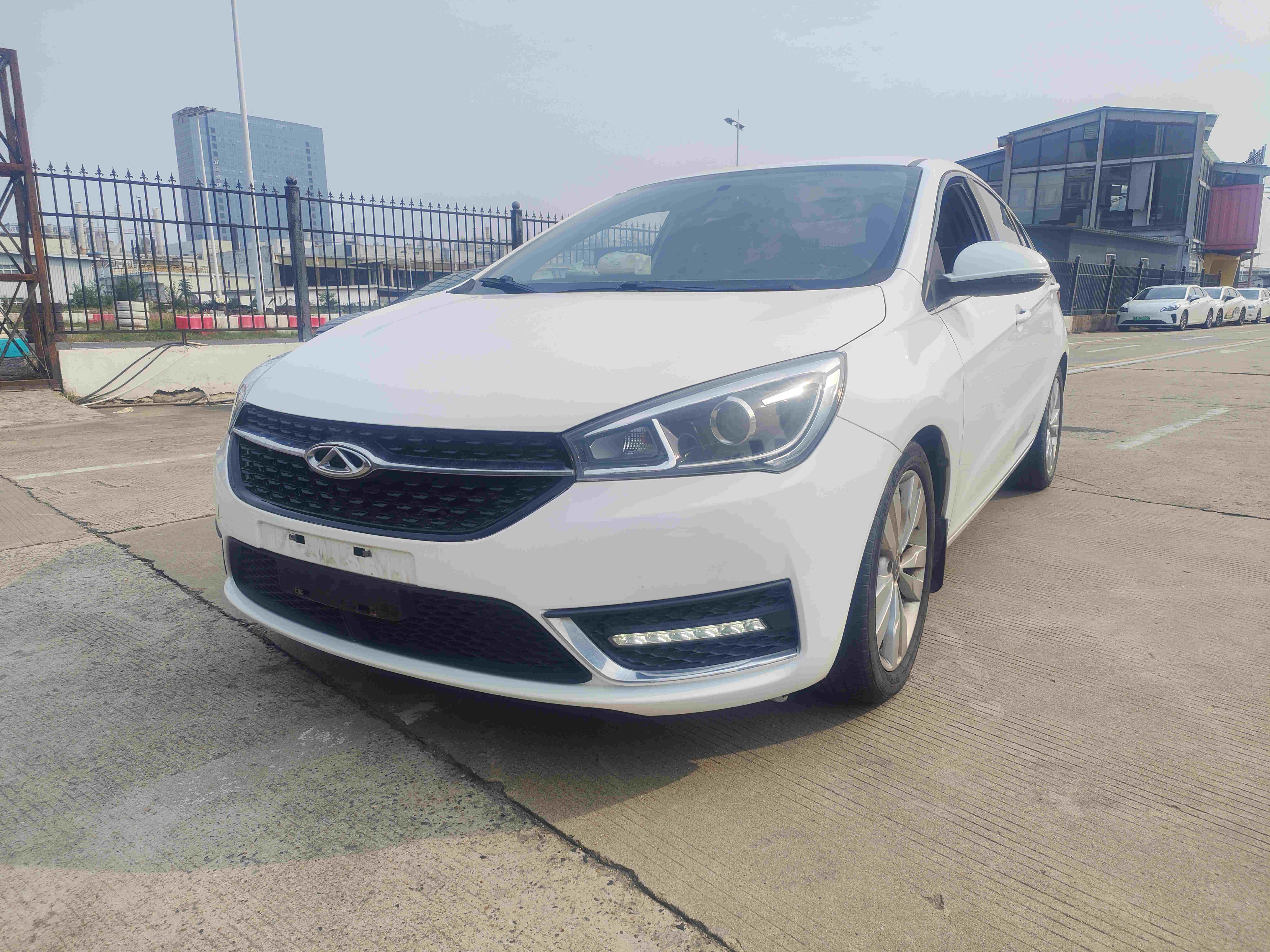 Chery Arrizo 5 2016 Chery Arrizo 5 2016 immagine di auto