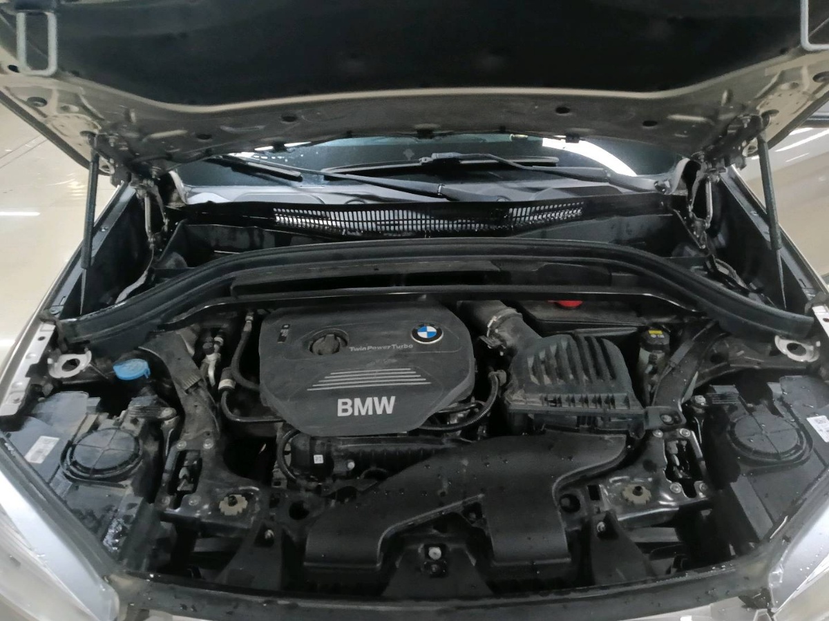 BMW X1 2018 #7 BMW X1 2018 صورة سيارة #7