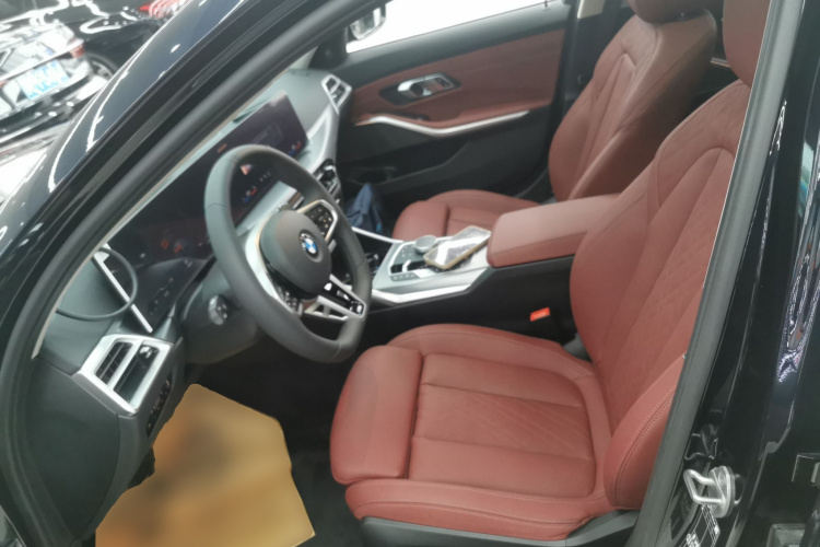 BMW 3 Series 2025 изображение автомобиля #15