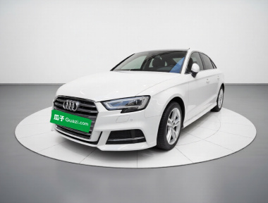 Audi A3 2019 Audi A3 2019 صورة سيارة