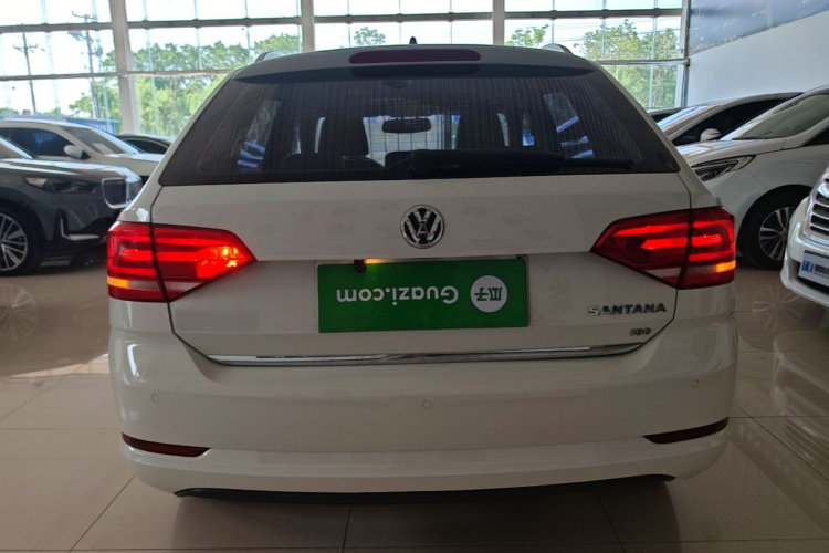 Volkswagen Santana 2017 car image #6