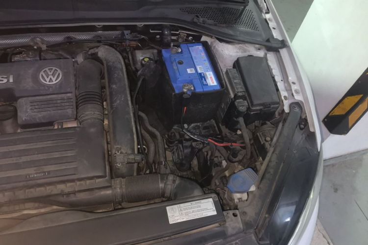 Volkswagen Golf 2016 car image #23