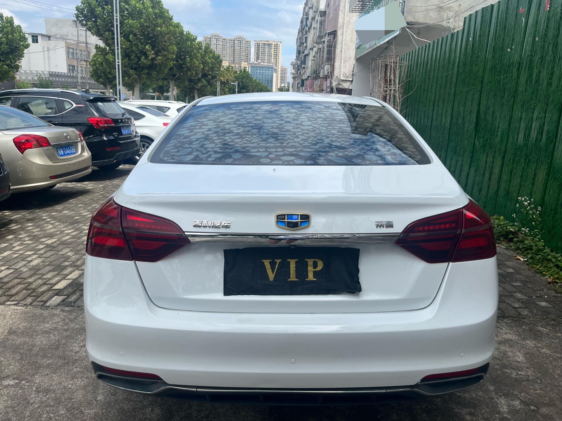 GEELY Emgrand 2018 #4 GEELY Emgrand 2018 car image #4