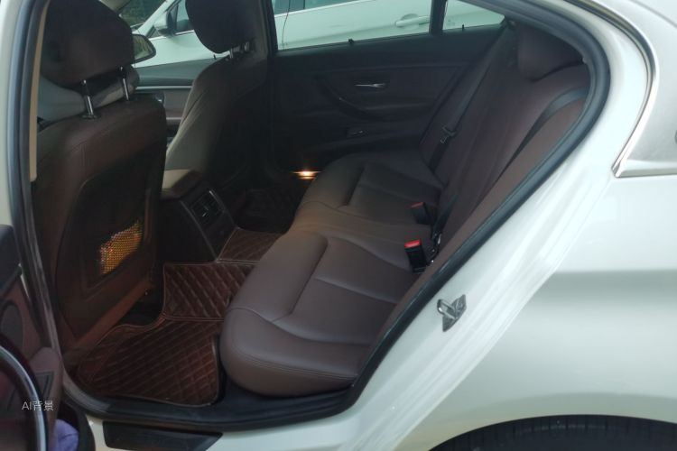 BMW 3 Series 2019 #19 BMW 3 Series 2019 car image #19