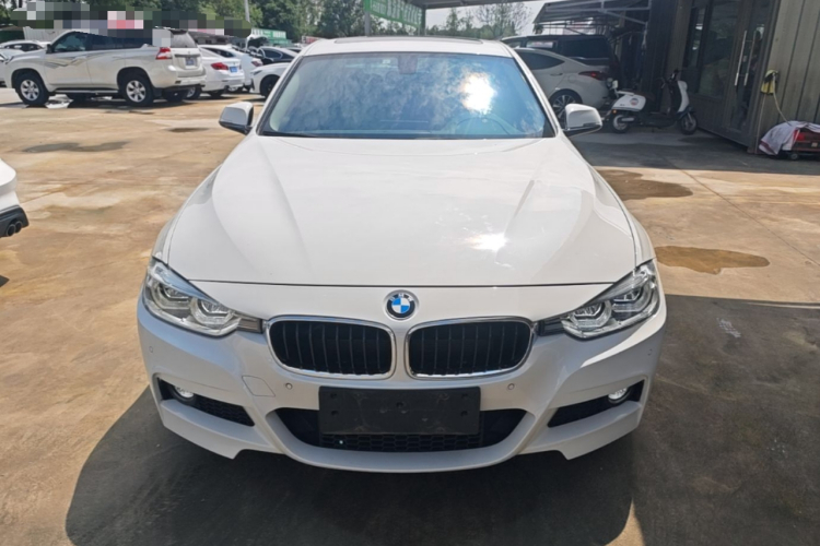BMW 3 Series 2018 #3 BMW 3 Series 2018 car image #3