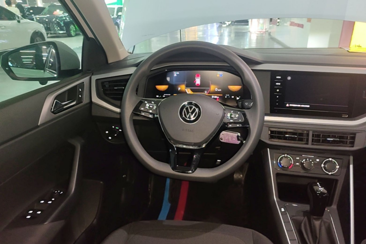 Volkswagen Polo 2023 #11 Volkswagen Polo 2023 صورة سيارة #11