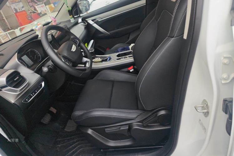 GEELY Coolray 2026 изображение автомобиля #17