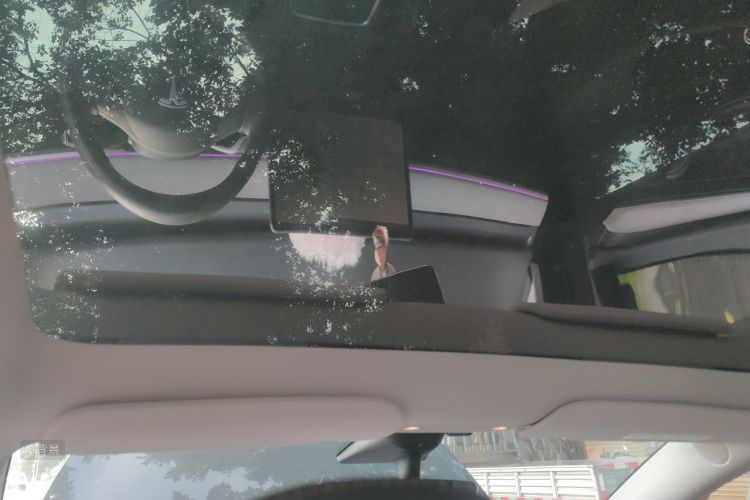 Tesla Model Y 2023 #20 Tesla Model Y 2023 car image #20