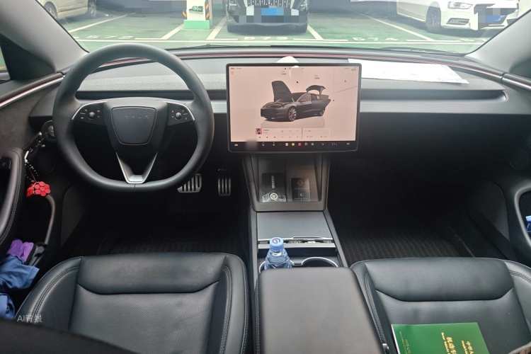 Tesla Model 3 2024 car image #11