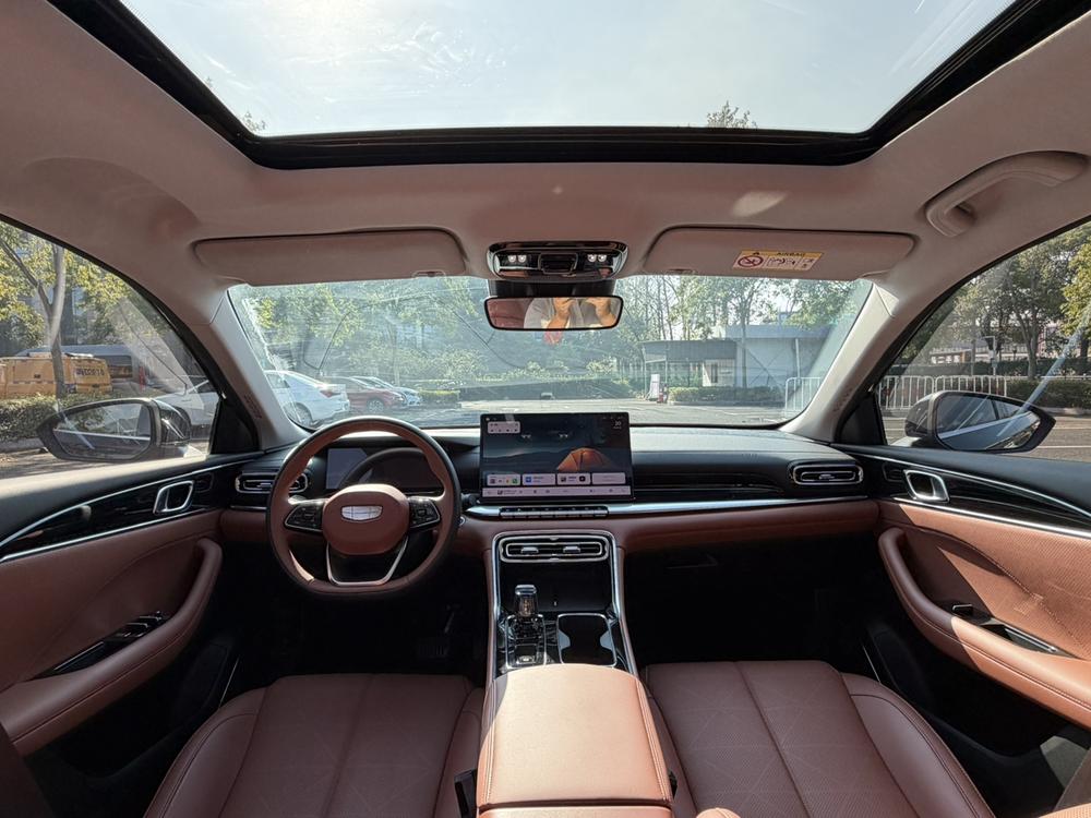 GEELY Emgrand 2025 immagine di auto #7