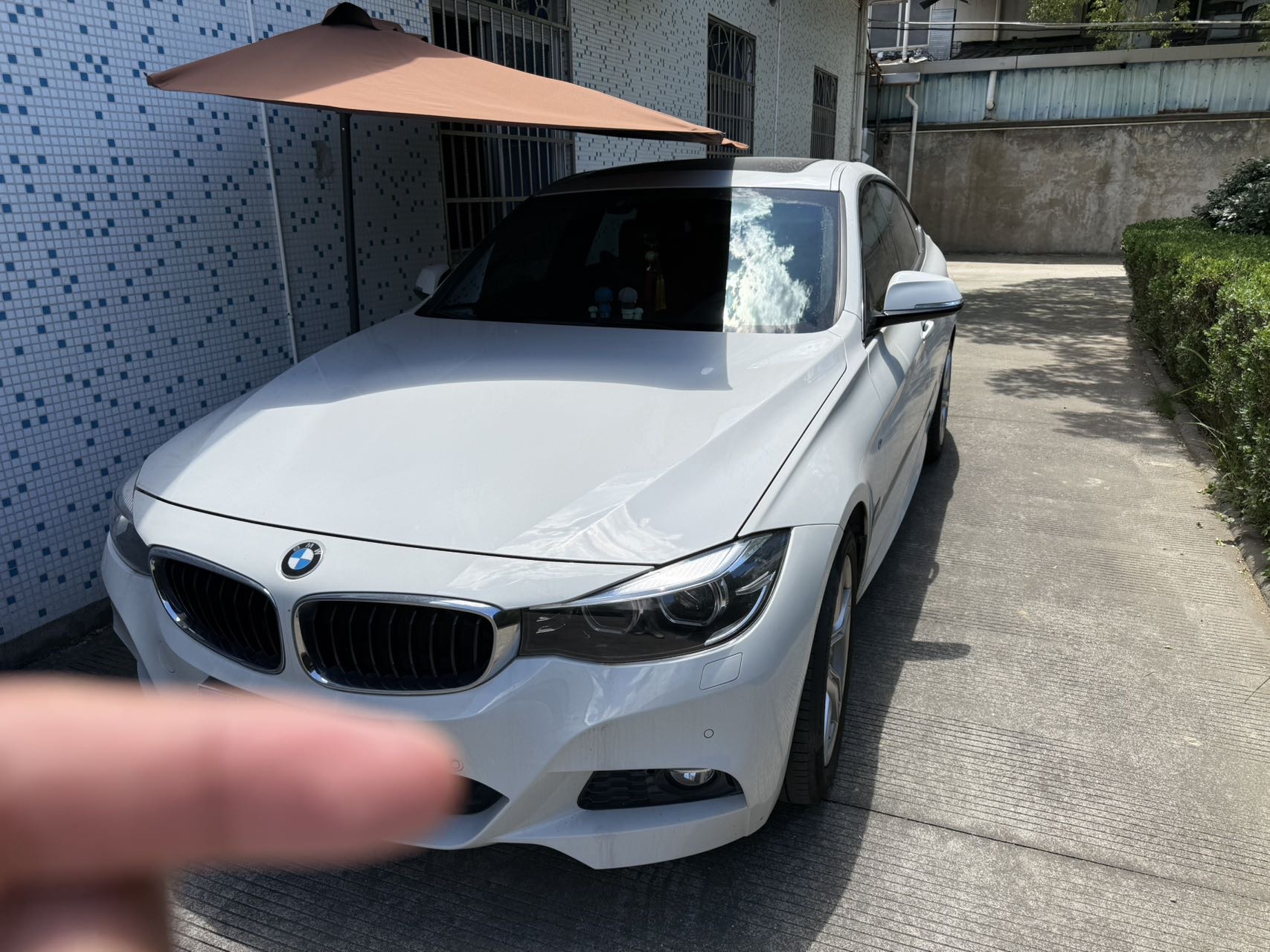 BMW 3 Series GT 2017 BMW 3 Series GT 2017 car image