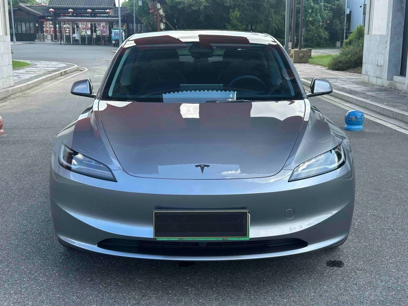 Tesla Model 3 2026 #2 Tesla Model 3 2026 car image #2