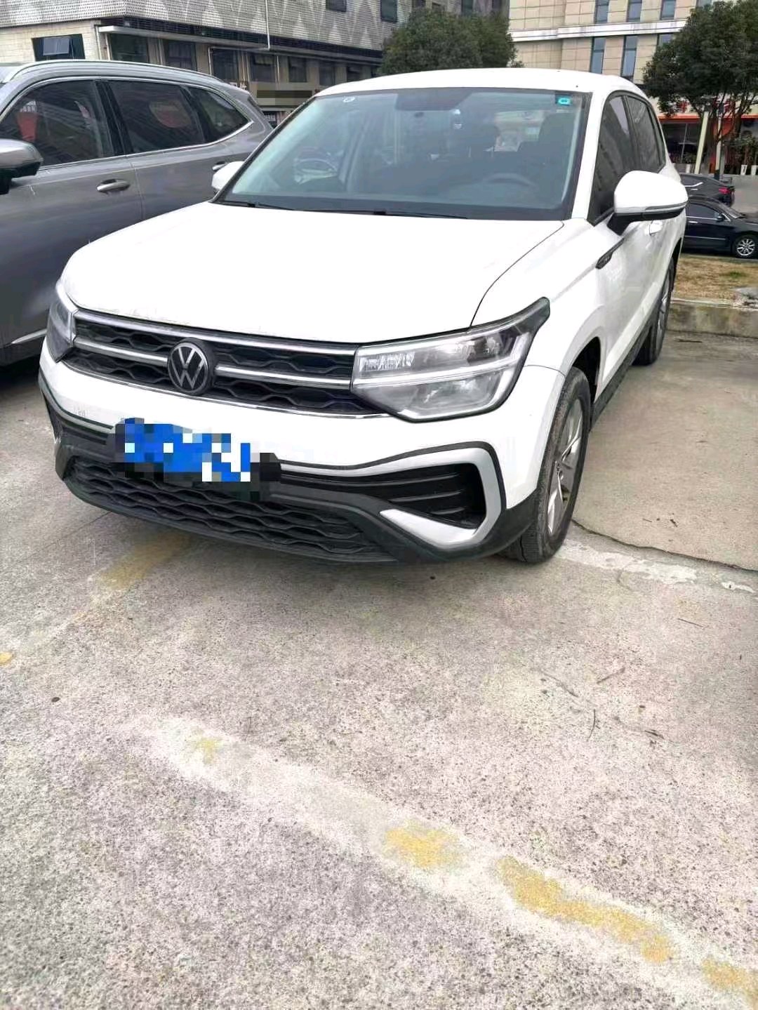 2023 immagine di auto 