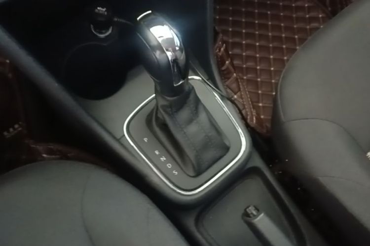 Volkswagen Polo 2018 #14 Volkswagen Polo 2018 car image #14