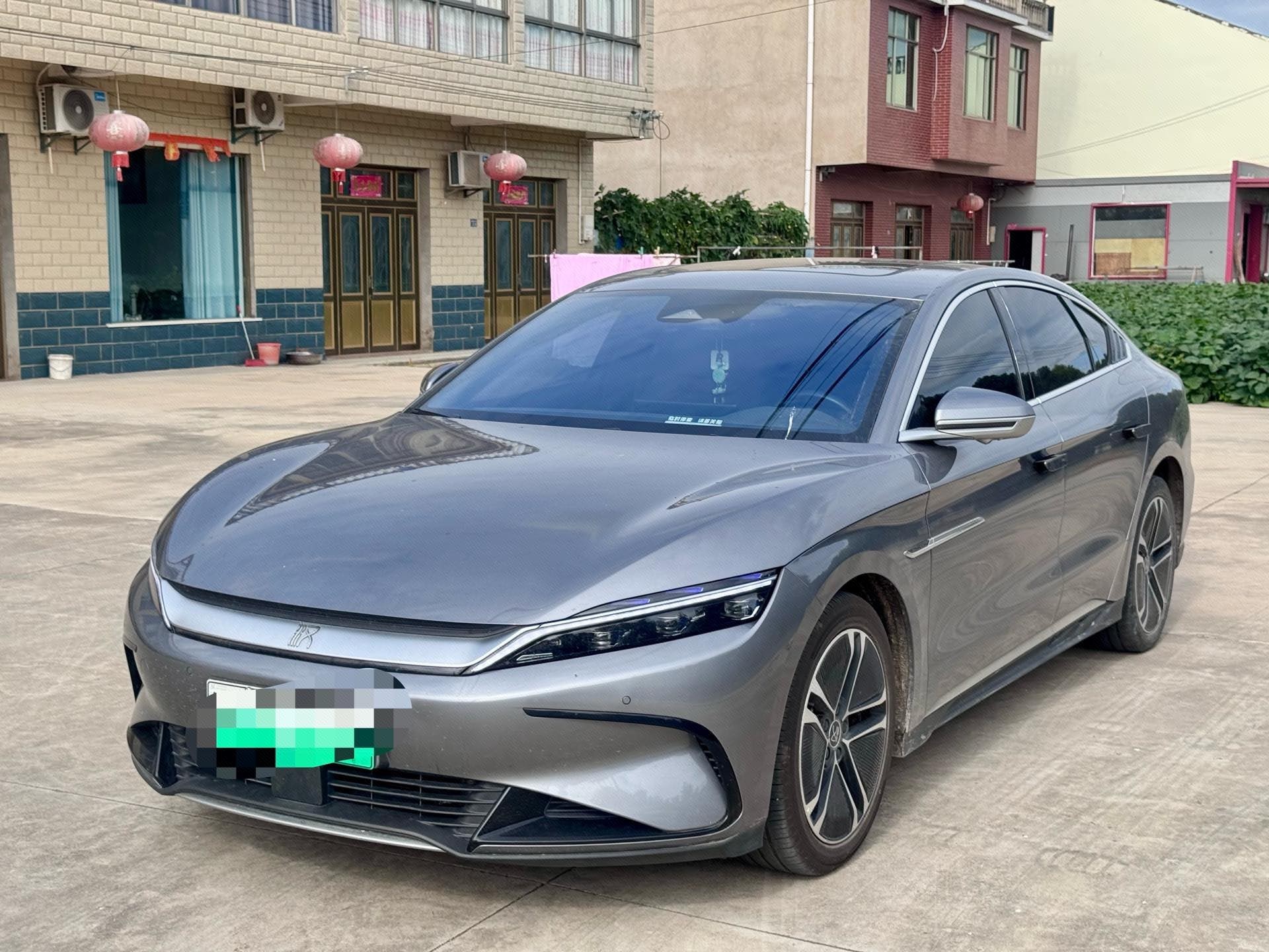 BYD Han 2023 car image 