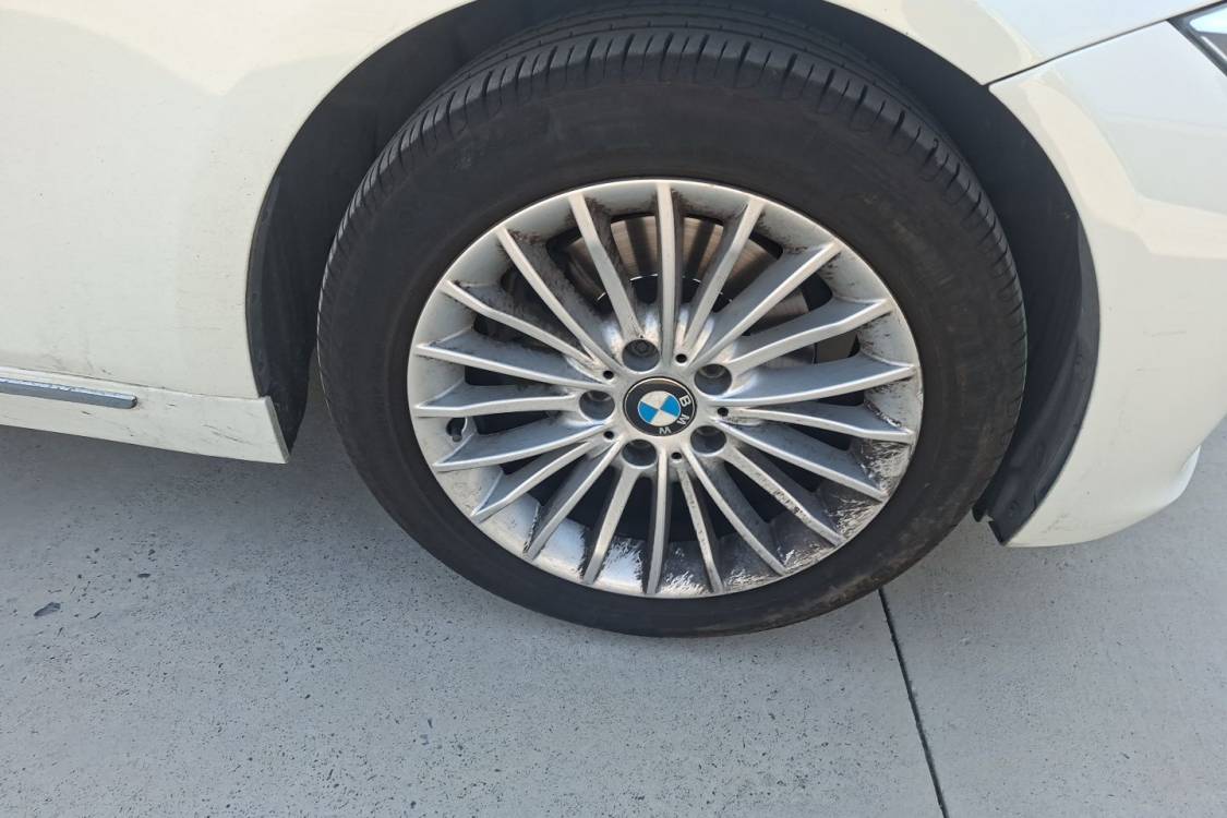 BMW 3 Series 2012 #9 BMW 3 Series 2012 car image #9